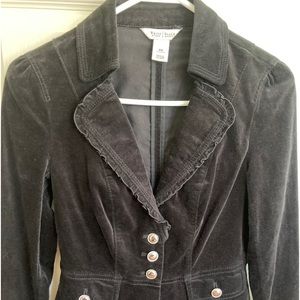 White House / Black market black velvet blazer size double zero